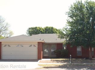 1105 Homestead Dr, Lubbock, TX 79416
