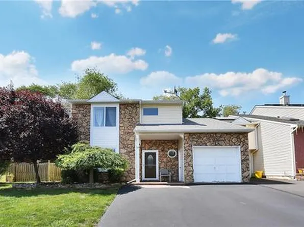 54 Woodland Way, Dayton, NJ 08810