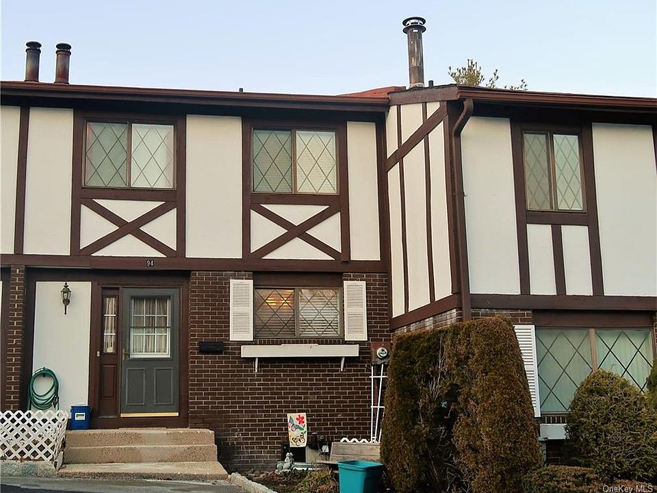 1st image of 94 Buckingham Ct