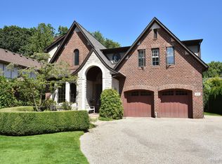 699 Abbey St, Birmingham, MI 48009