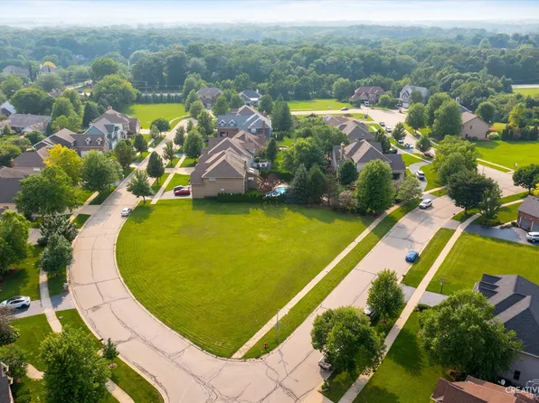 670 Sheffield Cir Lot 242, Sugar Grove, IL 60554