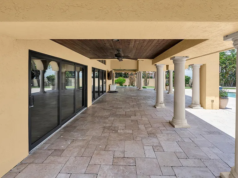 5810 Bahama Shores Dr S — Photo 41