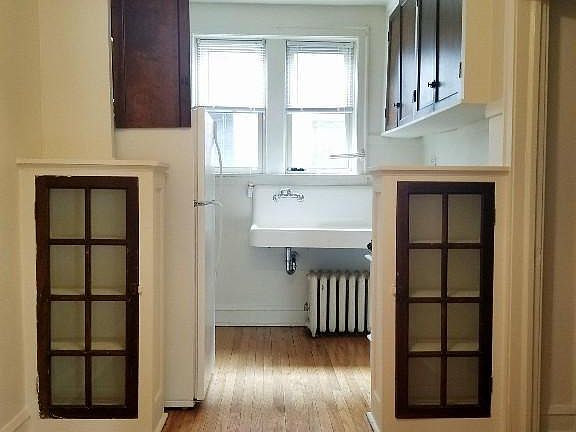 5th image of 4225 N Paulina St APT 2W