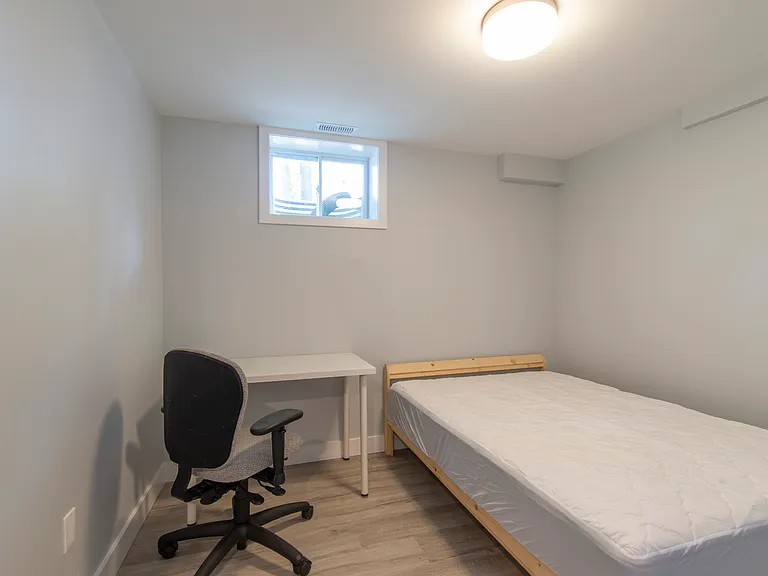 1057 Falaise Rd #B — Photo 10