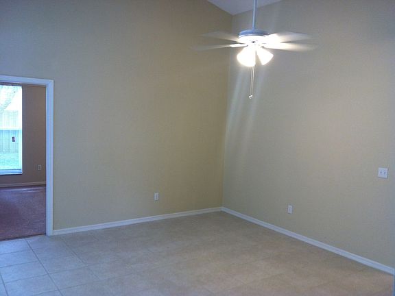 5th image of 1678 Canton Ln