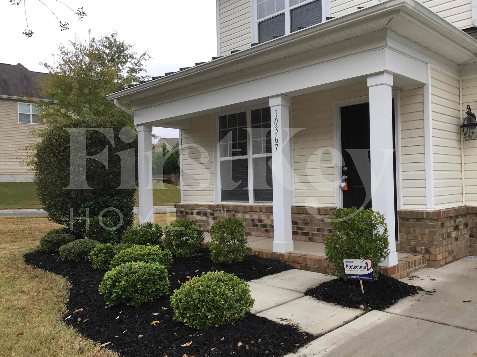 3 bed, 2.5 bath, 2441 sqft, $2,665 — Photo 2