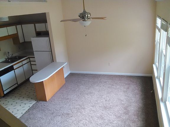 5th image of 2369 Iron Horse Dr