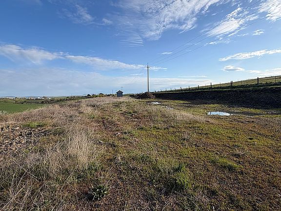 5th image of 79 Vrieling Rd