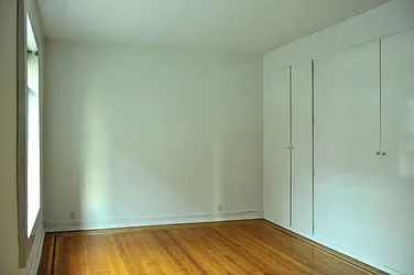 Sold by Dream NYC LLC