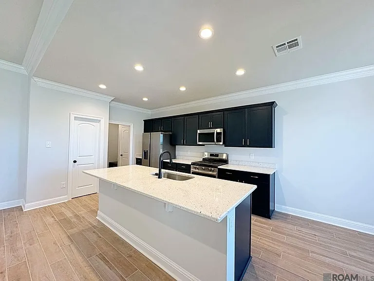 722 Bellegrove Square Ave — Photo 4