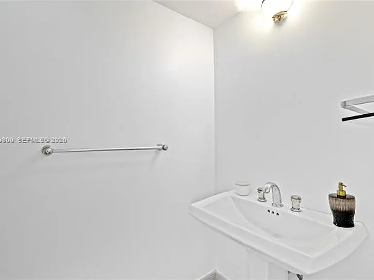 8925 Collins Ave #9J — Photo 8