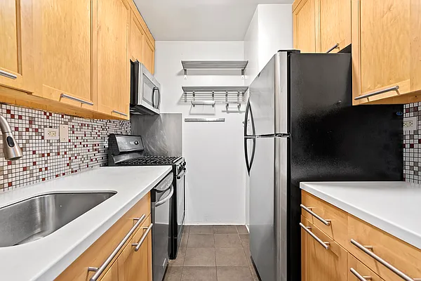 Sold by Compass | media 2