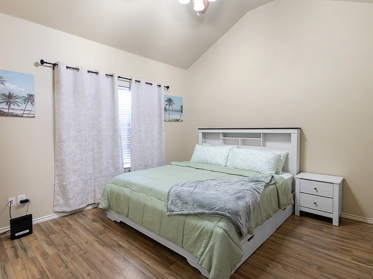 154 Castleridge Dr #B — Photo 28