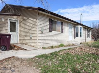 899 10th St NW, Choteau, MT 59422