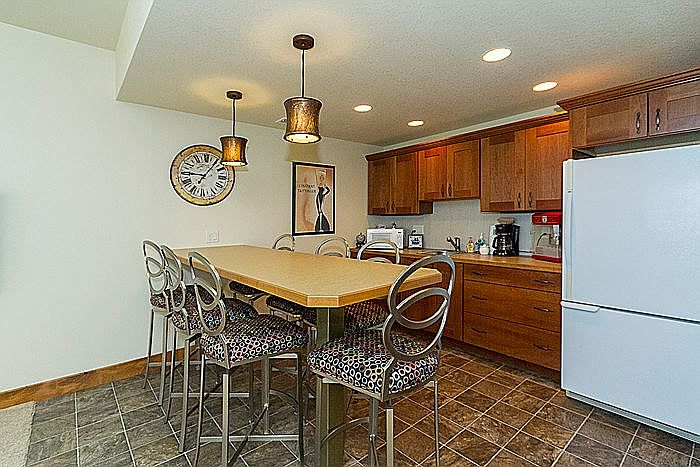 1st image of 6033 Southern Hills Dr