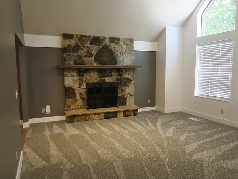 9494 S Pinedale Cir — Photo 2