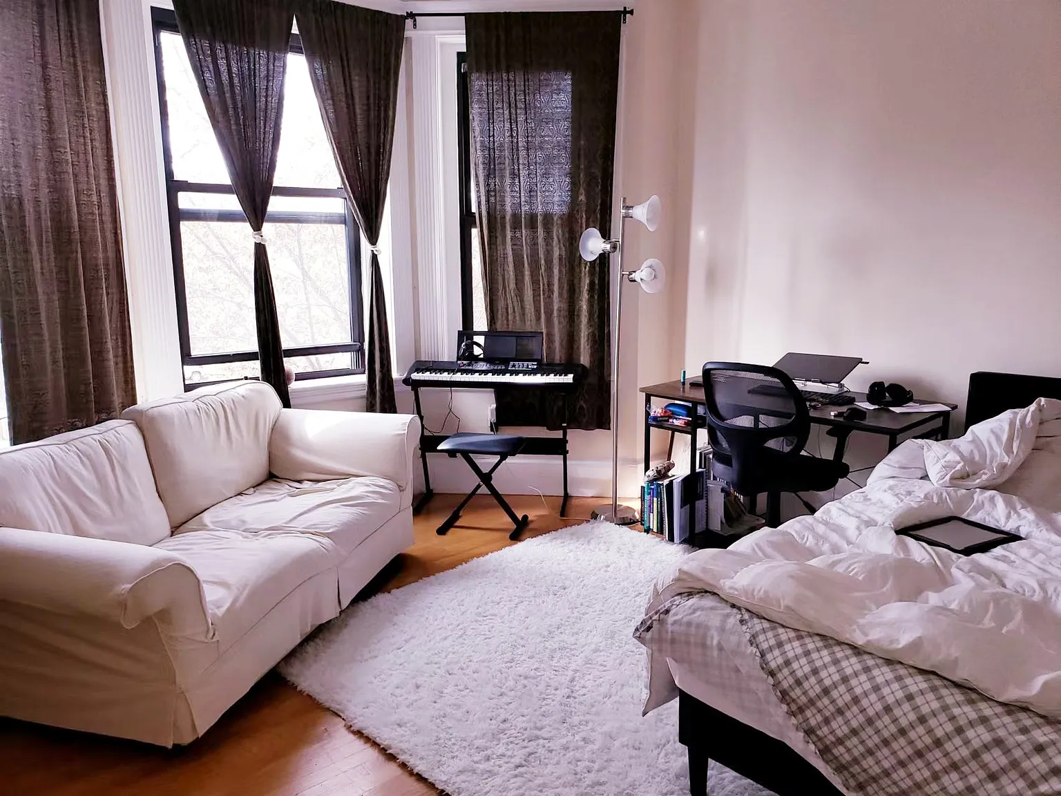 3 bed, 850 sqft, $1,475 — Photo 3