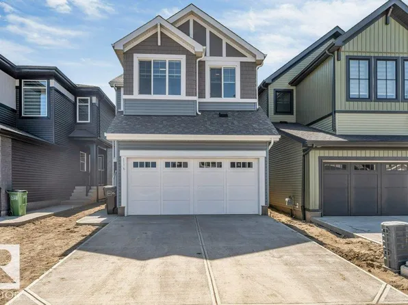 1116 Cristall Cres, Edmonton, AB T6W 5S9