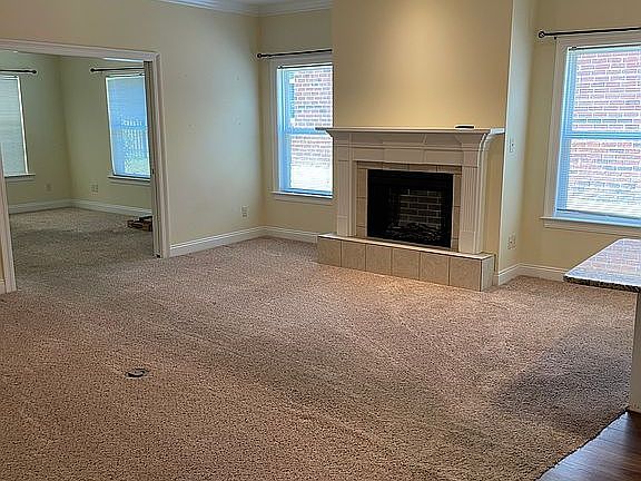 Electric fireplace