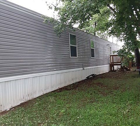 3rd image of 69 Lewis Dr