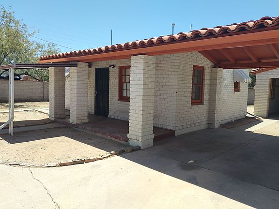 2nd image of 4003 N Stone Ave