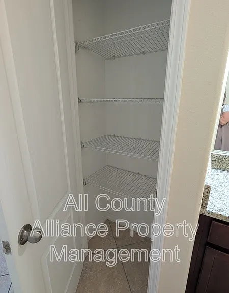 4272 Fennwood Ct — Photo 12