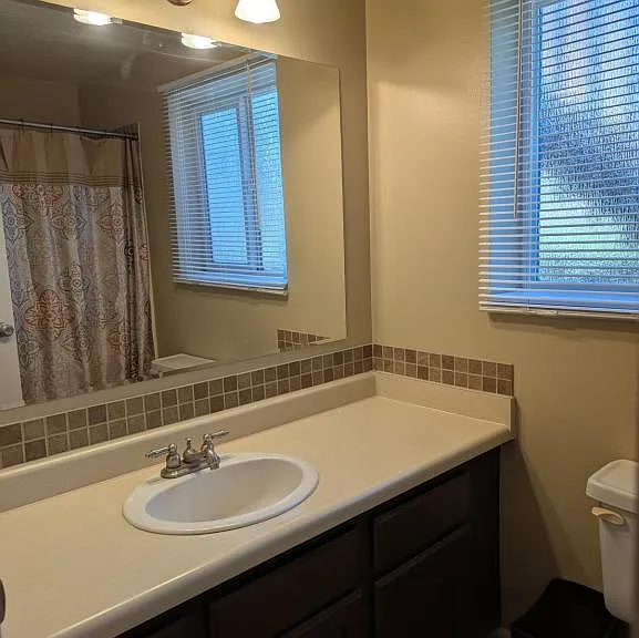 2644 N 330 E — Photo 13