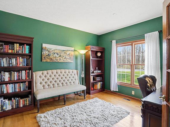 4th image of 9010 Summer Estate Dr