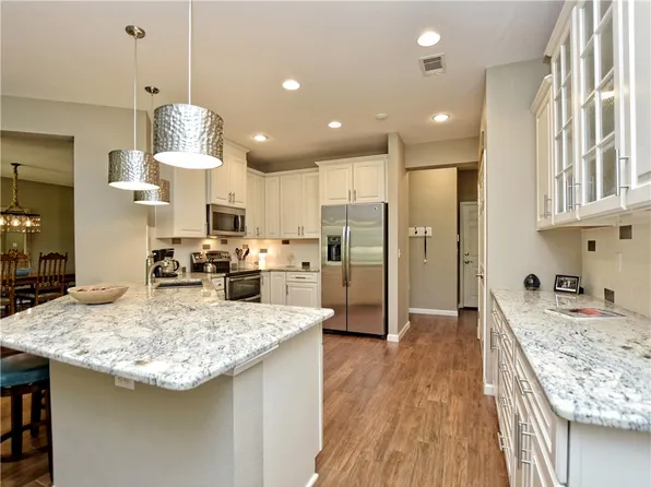 230 Lone Star Dr, Georgetown, TX 78633