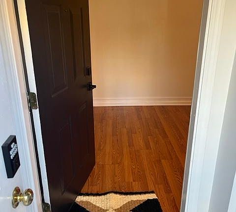 5th image of 3520 S Prairie Ave Unit 1