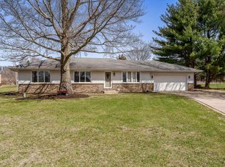 6615 Happy Acres Rd, Rockford, IL 61101