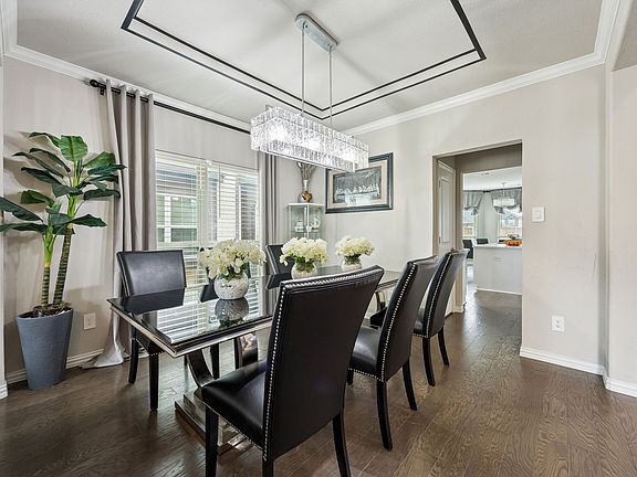 5th image of 3217 Wedgewood Way