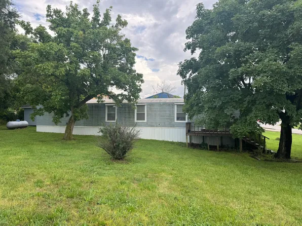 1138 W Elm Street, Morrisville, MO 65710