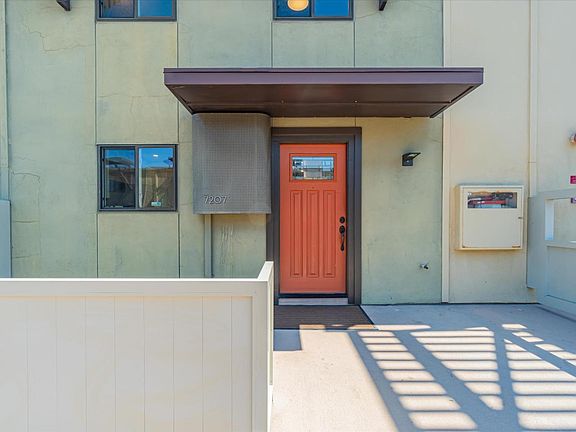 2nd image of 7207 Admiralty Ln