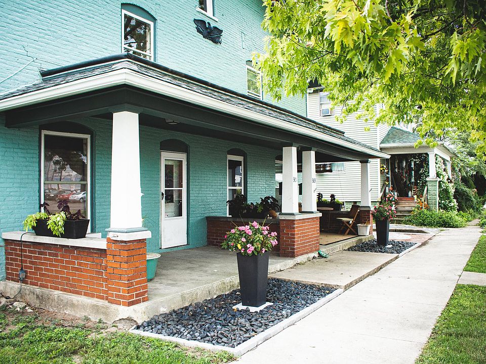 303 W. Crawford St. entrance and covered porch