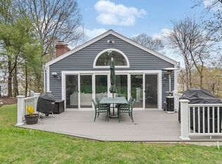 215 Greendale Ave, Needham, MA 02494