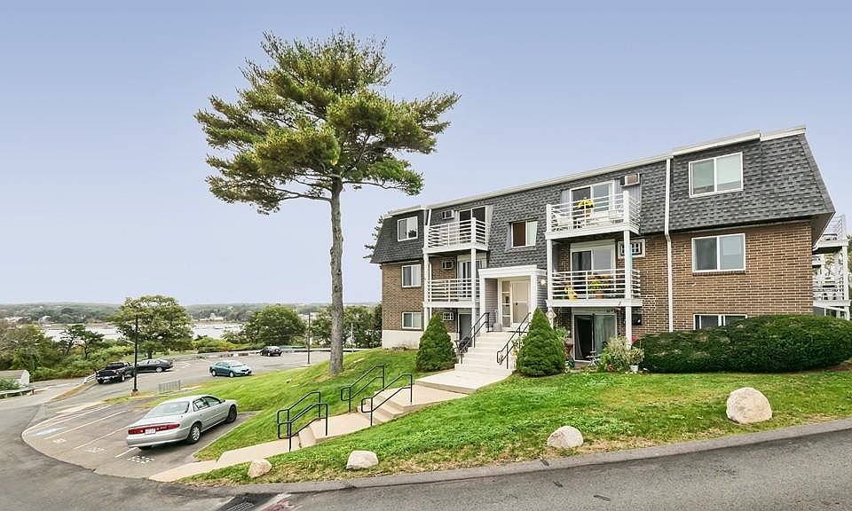 1st image of 145 Essex Ave APT 617