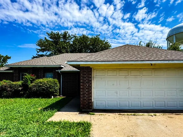 3016 Eastland Ave, Greenville, TX 75402