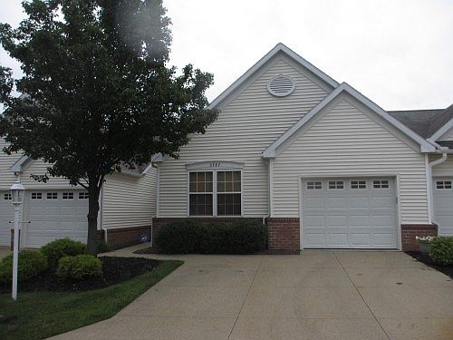 3rd image of 2787 Mansard Ln