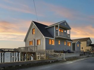 27 S Beach Ave, Cape May Court House, NJ
