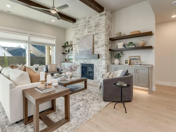 3052 NE Brownstone Pl, Bend, OR 97701