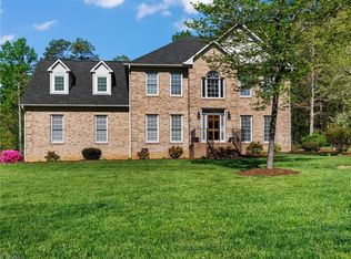 5704 Southstone Dr, Greensboro, NC 27406
