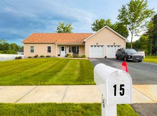 15 Contour Dr, Cheshire, CT 06410