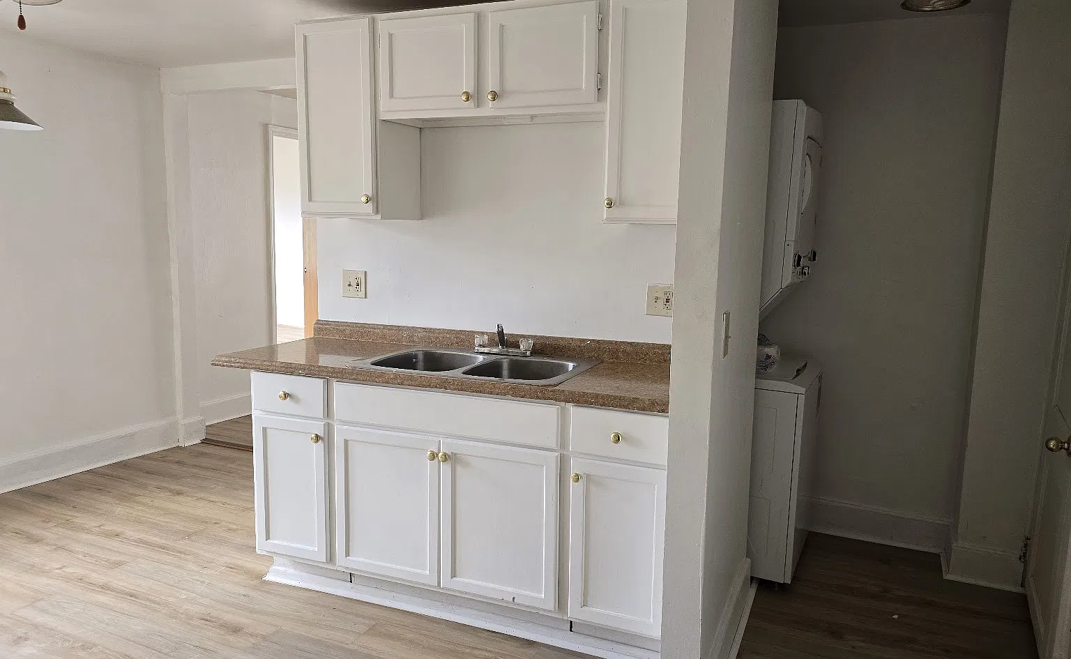 2 bed, 900 sqft, $1,200 — Photo 4
