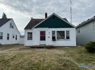 1317 Crestwood Rd, Toledo, OH 43612