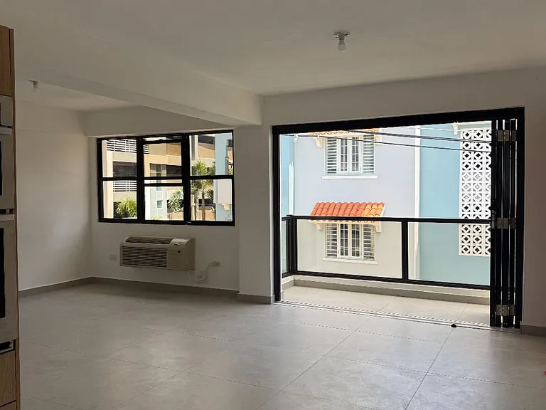 174 Cond Plaza Villamil #4 — Photo 4