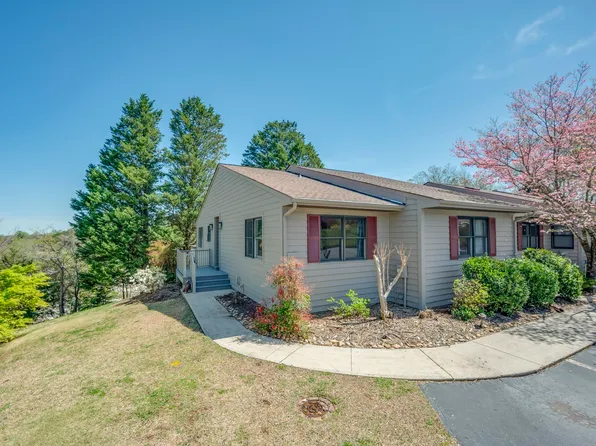 77 Chestnut St #Oak-301, Tryon, NC 28782