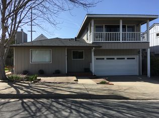 520 Park St, Pacific Grove, CA 93950