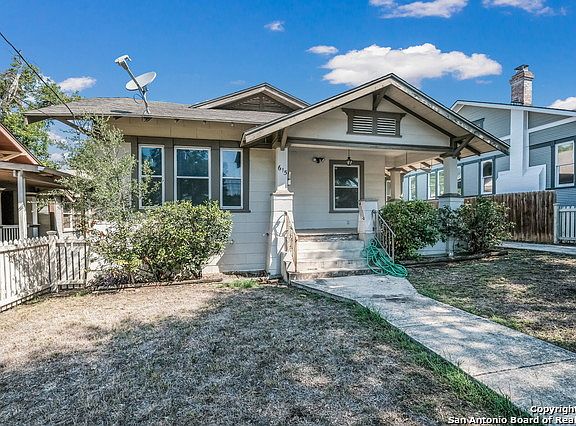 2nd image of 615 W Mistletoe Ave