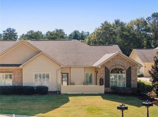 2105 Social Cir, Opelika, AL 36804
